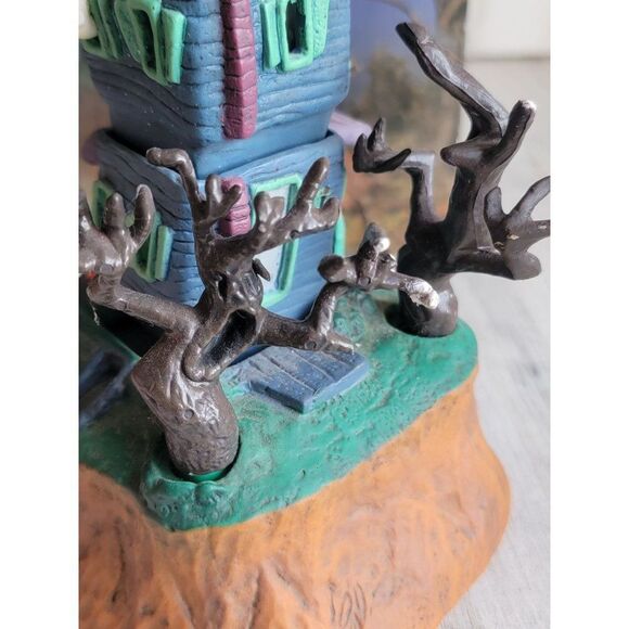 Enesco AS IS House on Haunted hell Halloween Village accessor - Picture 11 of 16